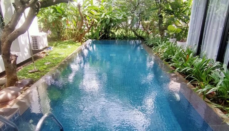 Kolam Renang Bersih Tanpa Kimia: Rahasia Blue Smart